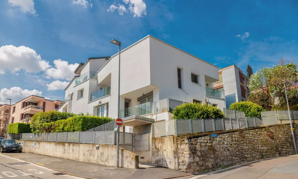 STUNNING AND MODERN 2.5-ROOM APARTMENT WITH OPEN VIEW IN MASSAGNO