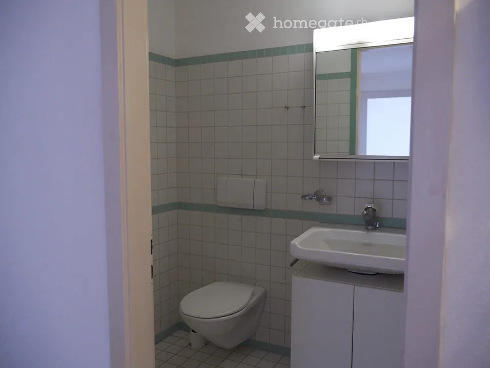 * 3,5 Zimmer-Wohnung in Rheinnähe *