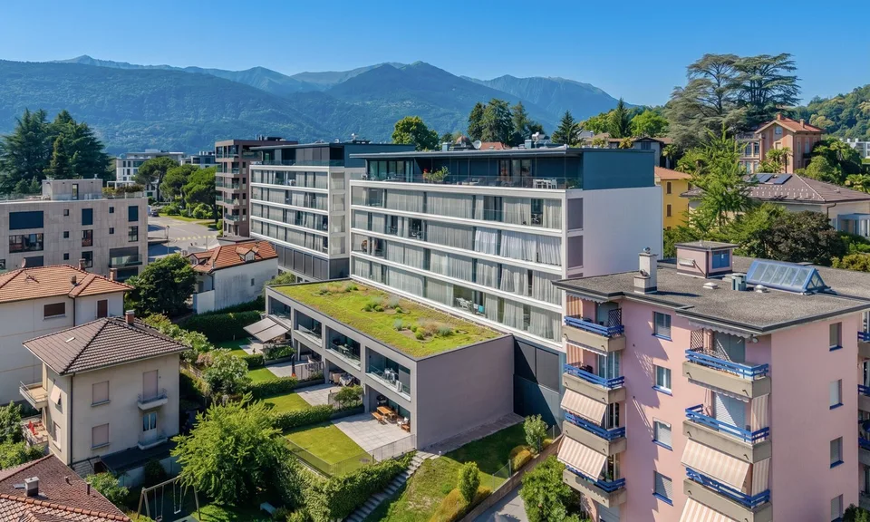 BRIGHT 3.5-ROOM APARTMENT WITH TERRACE AND LAKE VIEW IN MASSAGNO