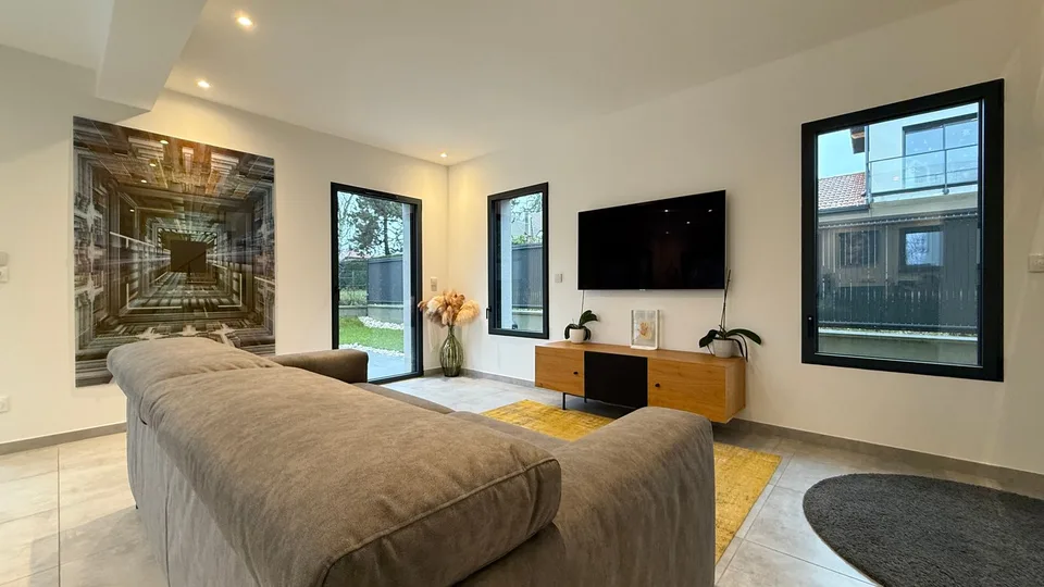 Casa familiare recente di 137,5 m², 4 camere da letto