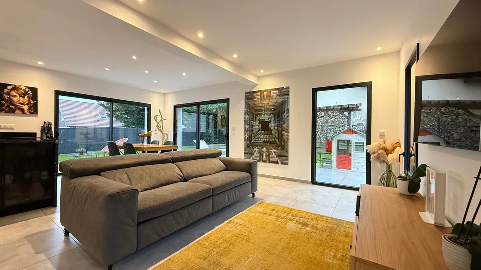 Casa familiare recente di 137,5 m², 4 camere da letto