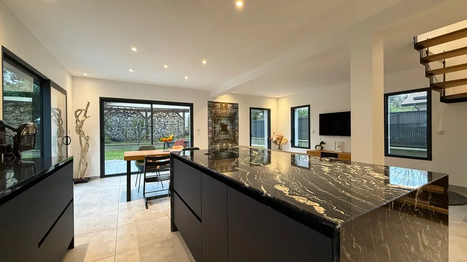 Casa familiare recente di 137,5 m², 4 camere da letto