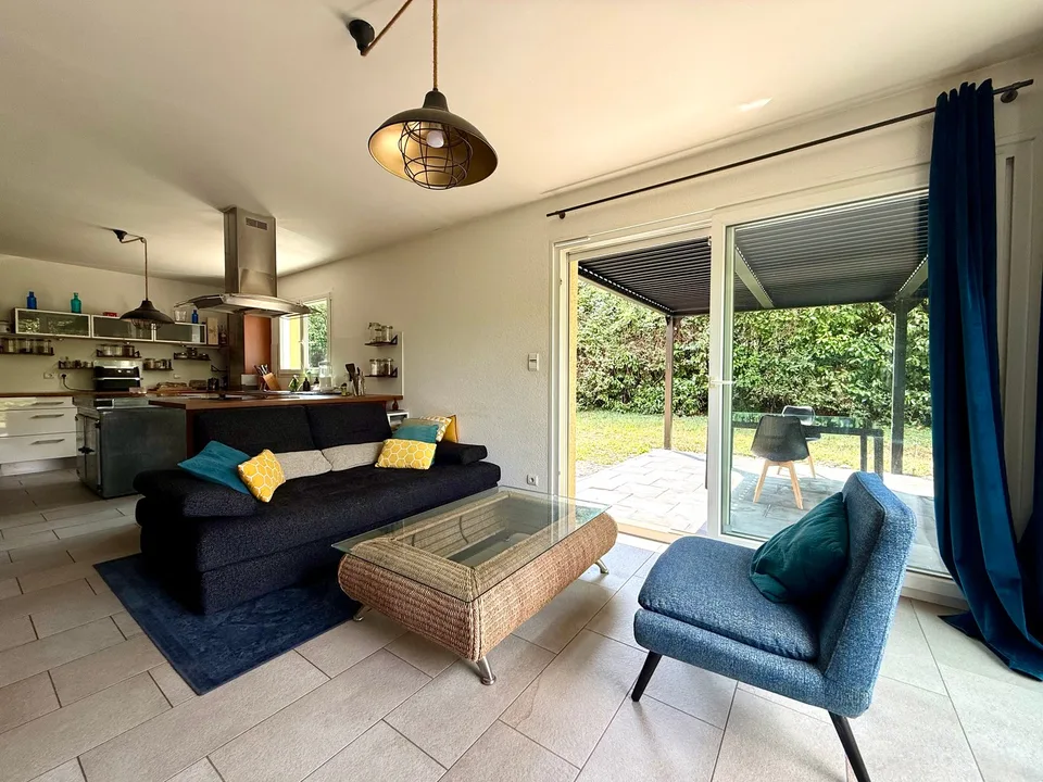 Magnifica casa individuale di 185,84 m² su un terreno pianeggiante di 853 m² a Valleiry