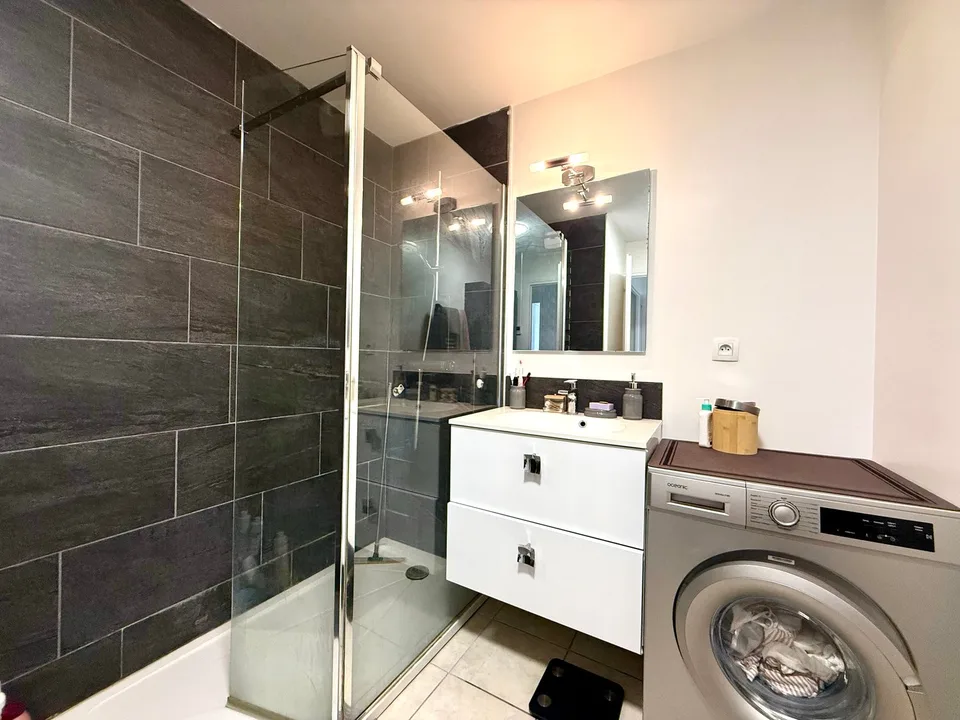 Bel appartement T4 de 82 m² avec balcon, garage et cave   La Roche-sur-Foron
