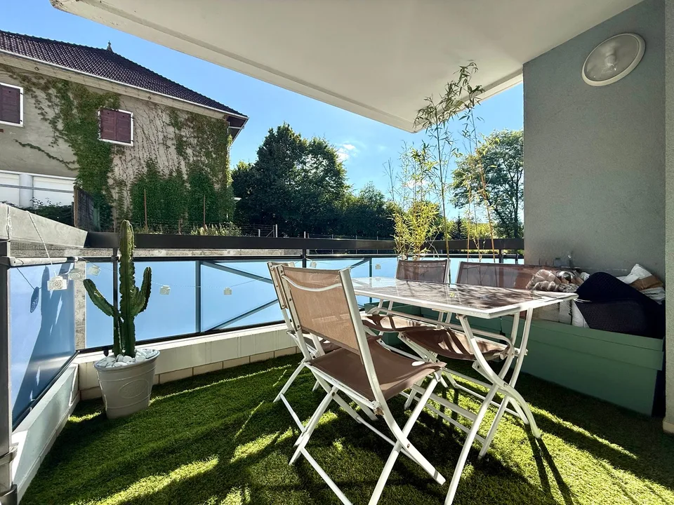 Bel appartement T4 de 82 m² avec balcon, garage et cave   La Roche-sur-Foron