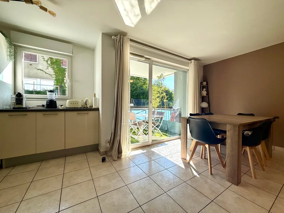 Bel appartement T4 de 82 m² avec balcon, garage et cave   La Roche-sur-Foron