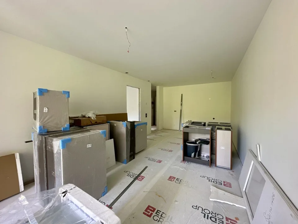 NEW 2.5-ROOM APARTMENT WITH LARGE TERRACE IN LUMINO