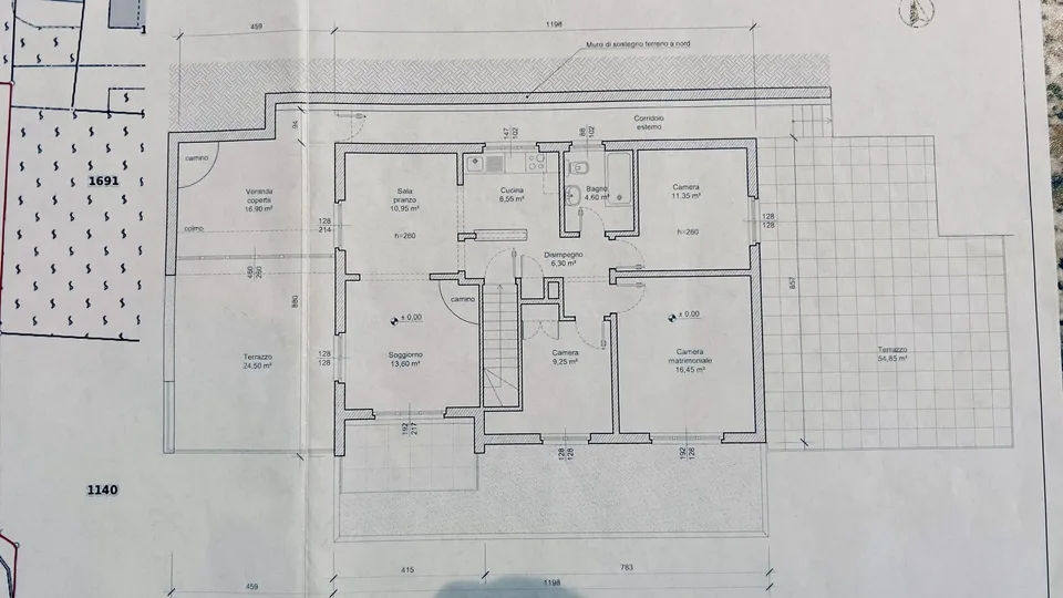Günstig - Großes 8-Zimmer-Haus mit Terrassen in Ponte Cremenaga