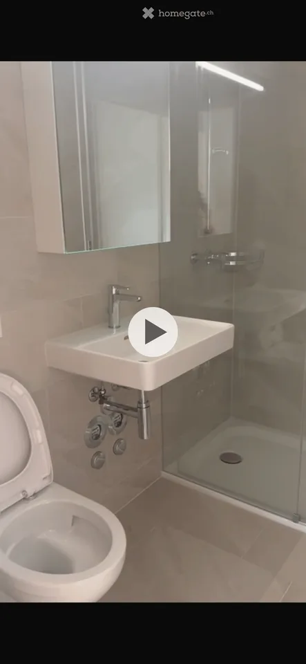 Charmant appartement 2.5 pièces au rez-de-chaussée à Zürich-Höngg