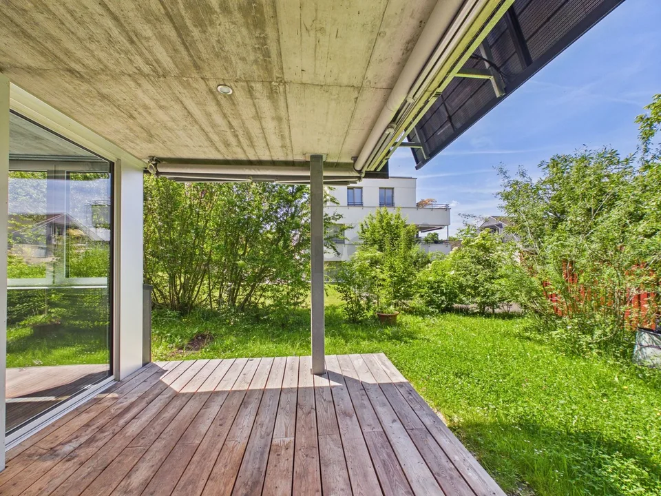 Appartamento moderno 3.5 locali con ascensore e parcheggio, Therwil