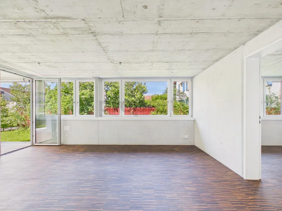 Appartamento moderno 3.5 locali con ascensore e parcheggio, Therwil