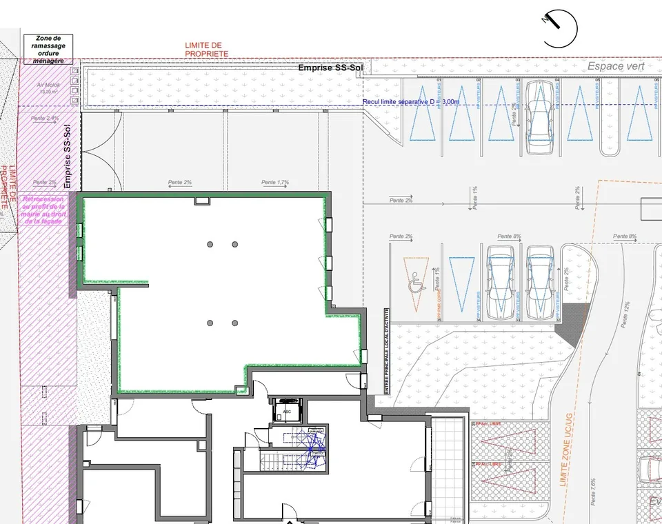 In Vendita: Locale Commerciale di 173,7 m² - Saint-Genis-Pouilly