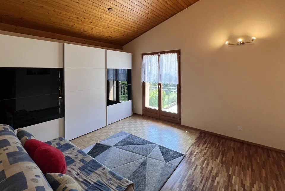 OCCASION-MAISON 4.5 PIÈCES AVEC JARDIN ET GROTTA À NOVAZZANO