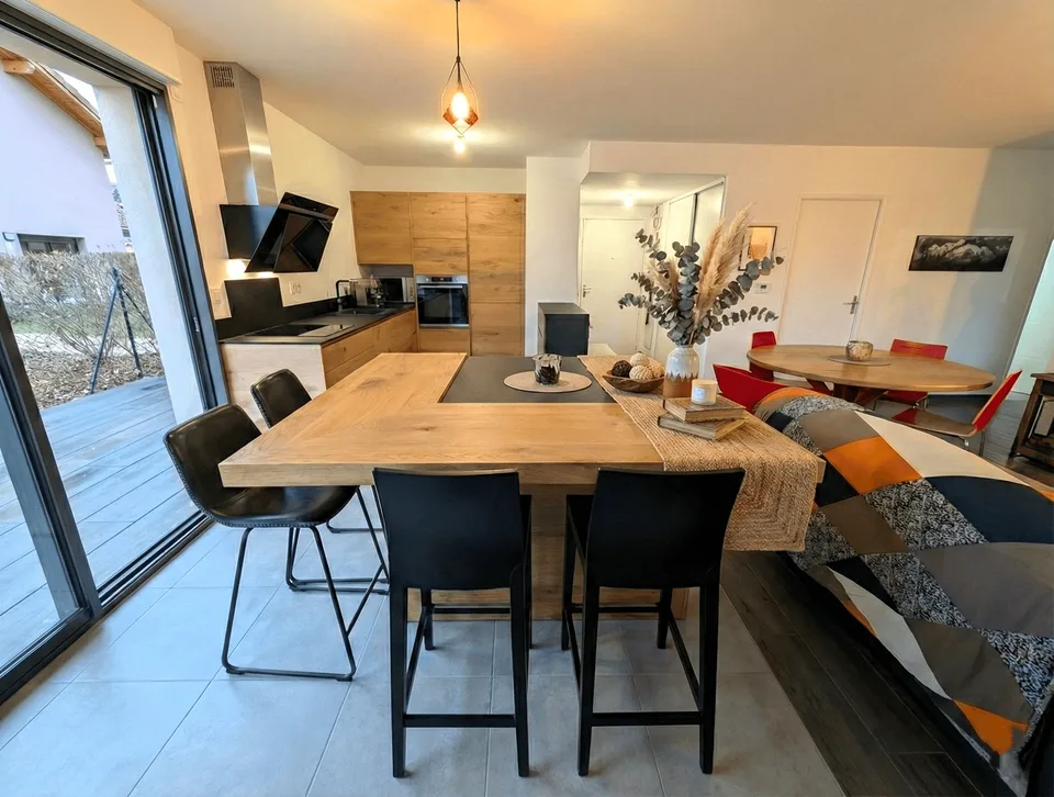 NOUVEAUTÉ   T3 + bureau avec jardin privatif   Divonne-les-Bains
