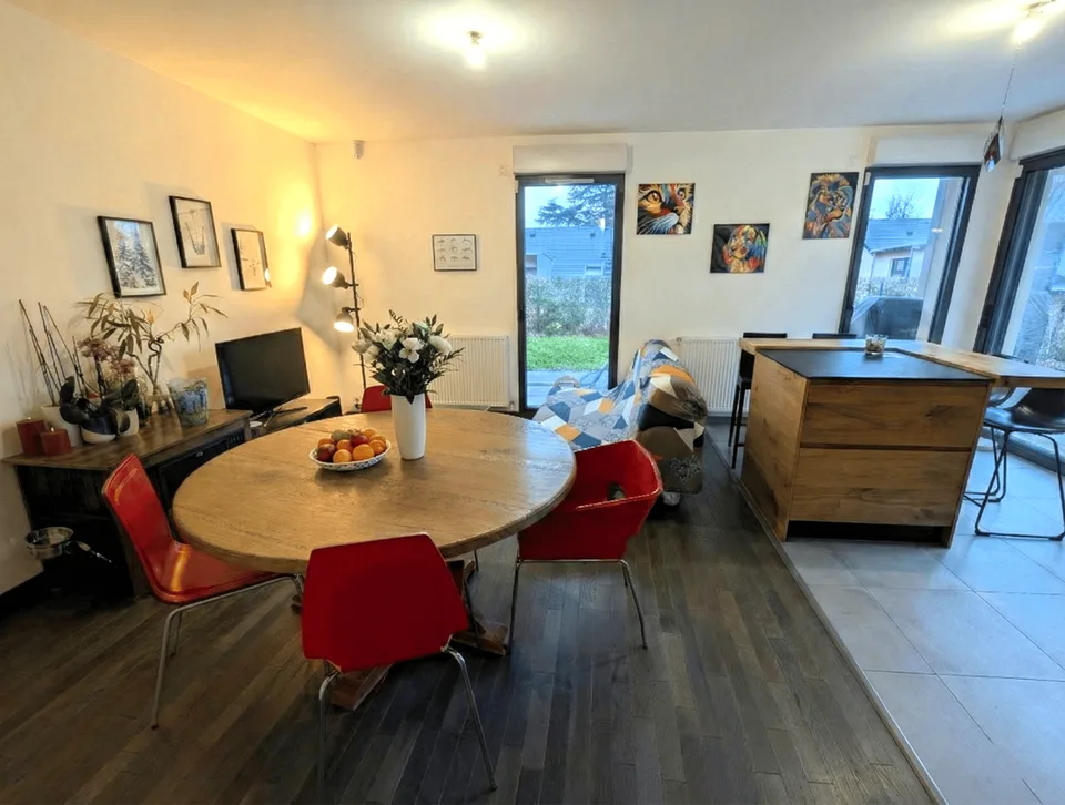 NOUVEAUTÉ   T3 + bureau avec jardin privatif   Divonne-les-Bains