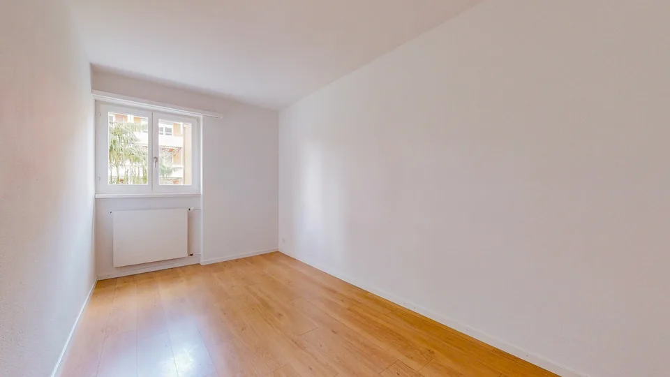 3-Bedroom Apartment, Ground Floor Left