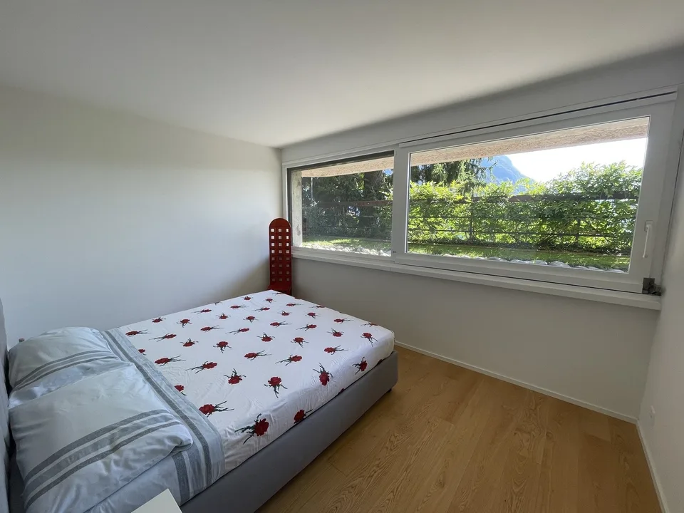 SPETTACOLARE DUPLEX 5.5 CON  MAGNIFICA VISTA LAGO