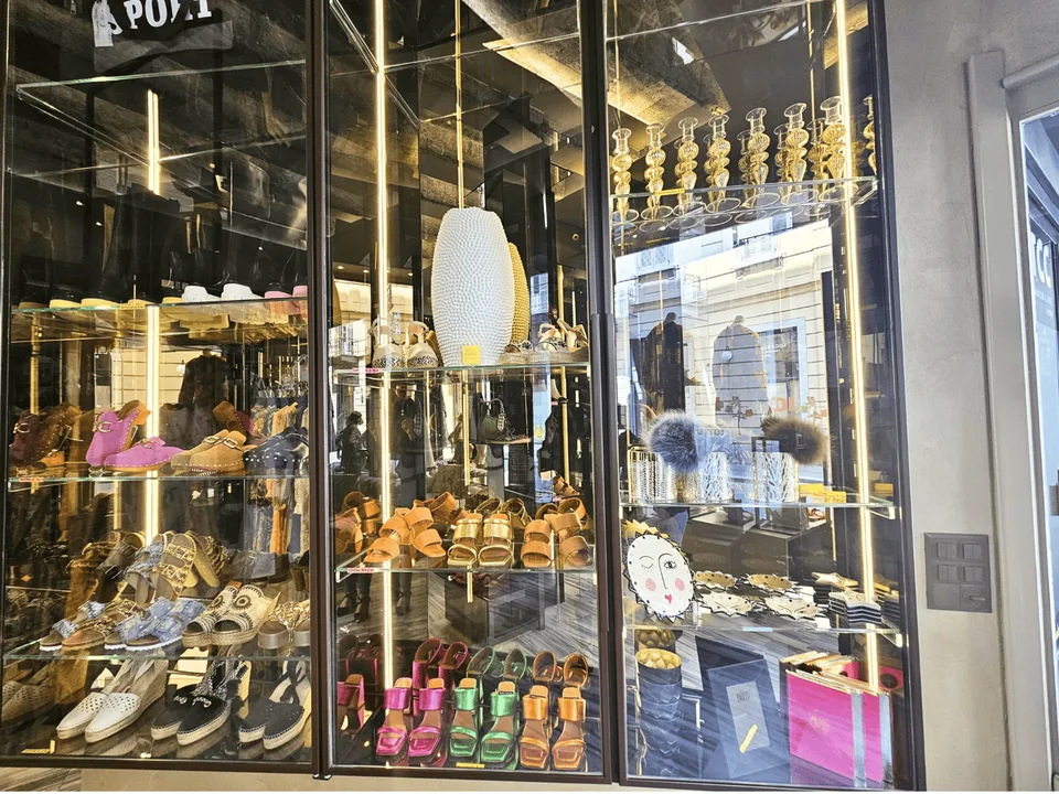 Commercial activity in the city center, success guaranteed