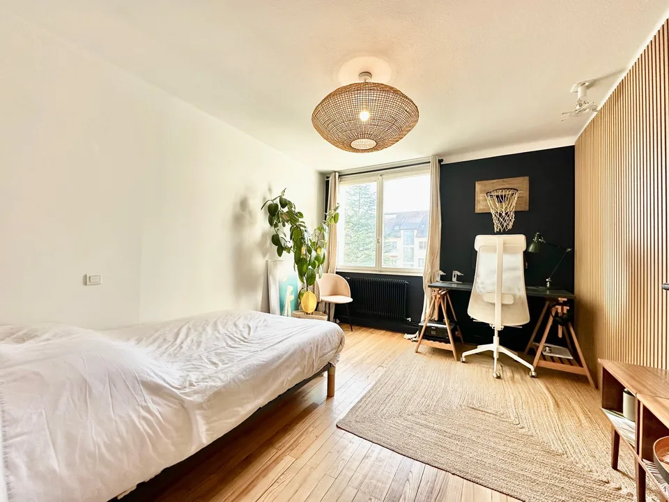 Triangle d'Or   Grand appartement 133 m²