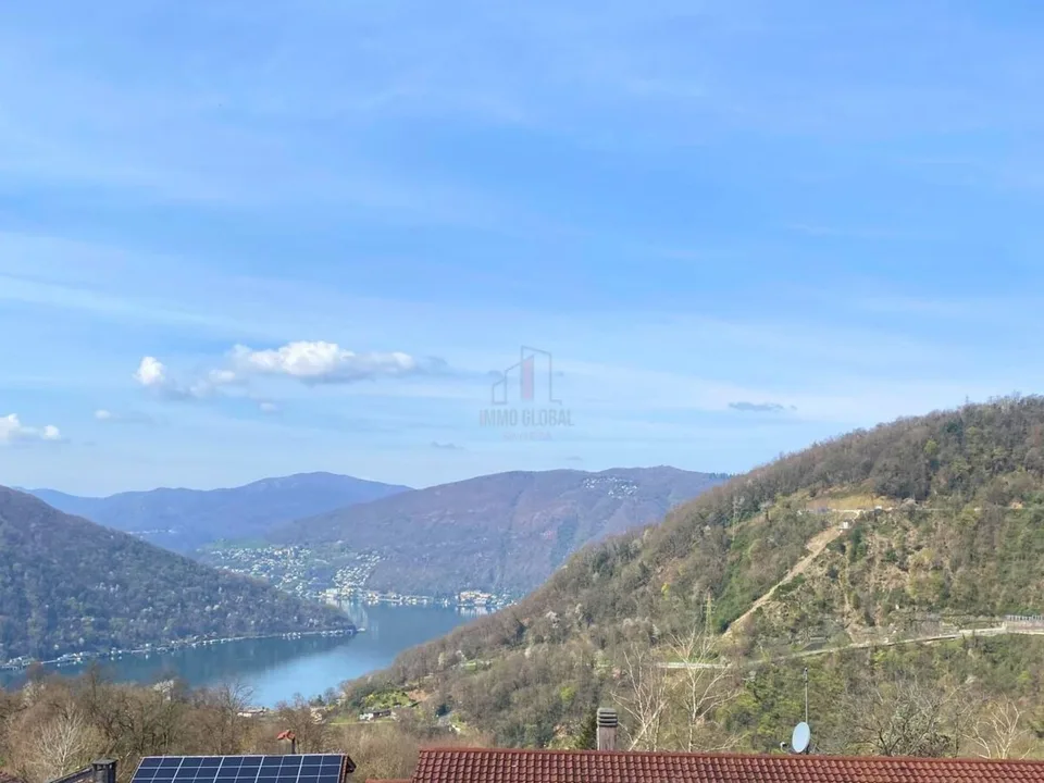 COSTRUISCI LA TUA CASA VISTA LAGO