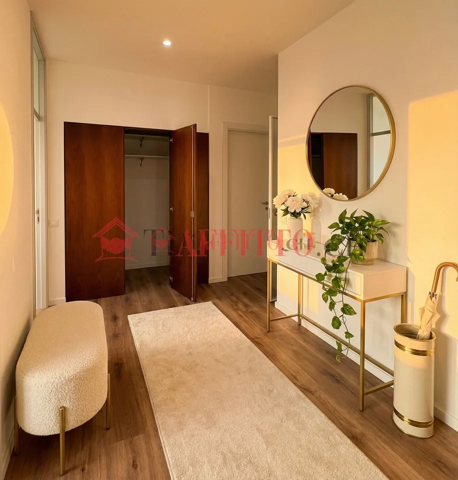PRESTIGIOUS OFFICE COMPLETELY RENOVATED