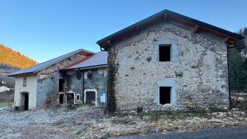 FATTORIA RISTRUTTURATA PROGETTO DI INVESTIMENTO A ALTO POTENZIALE PERMESSO CONCESSO 7 APPARTAMENTI