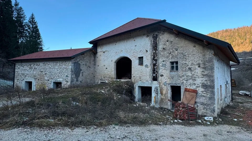 FATTORIA RISTRUTTURATA PROGETTO DI INVESTIMENTO A ALTO POTENZIALE PERMESSO CONCESSO 7 APPARTAMENTI
