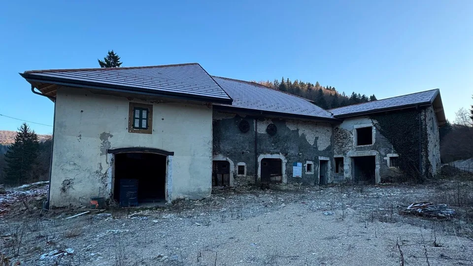 FATTORIA RISTRUTTURATA PROGETTO DI INVESTIMENTO A ALTO POTENZIALE PERMESSO CONCESSO 7 APPARTAMENTI