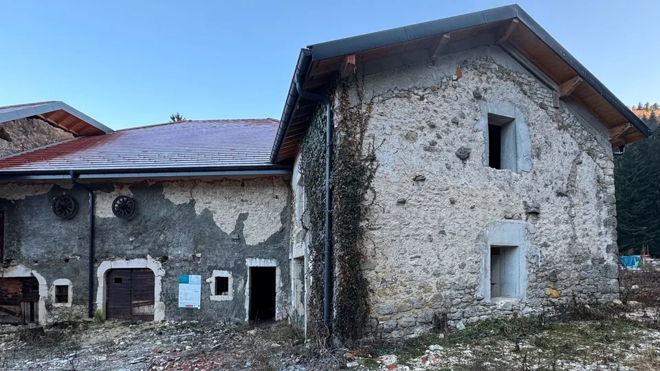 FATTORIA RISTRUTTURATA PROGETTO DI INVESTIMENTO A ALTO POTENZIALE PERMESSO CONCESSO 7 APPARTAMENTI