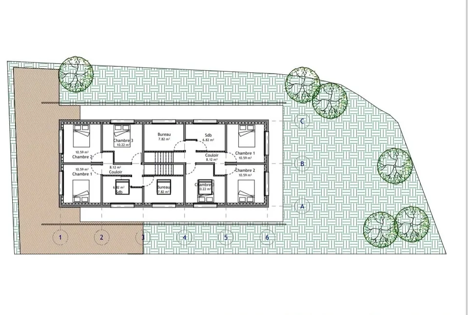 Terreno edificabile con permesso di costruire concesso