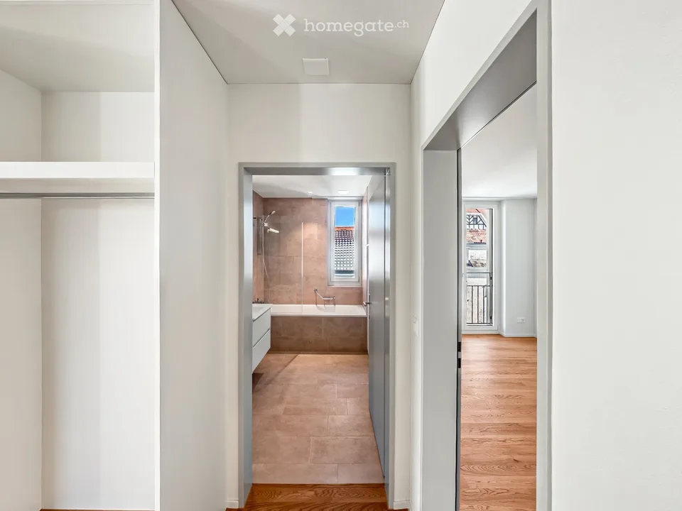 Quiet 3 1/2-room apartment with great views in close proximity to the train station
