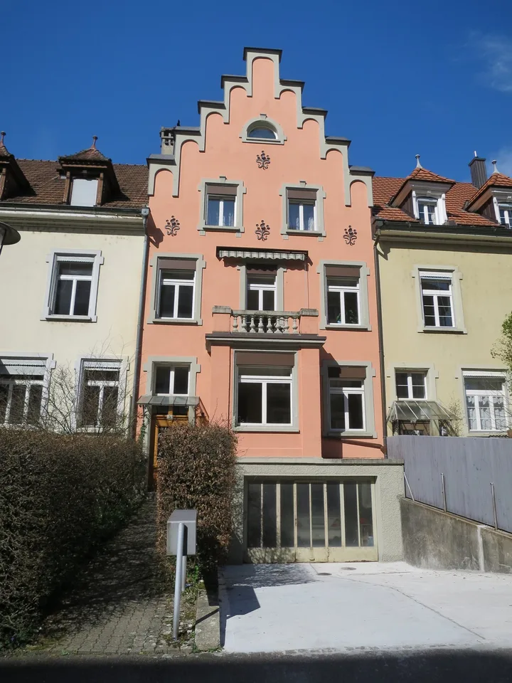 Charmante 2-Zimmer-Wohnung im Altbau an zentraler Lage in Solothurn
