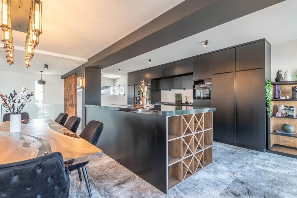 Proprietà di architetto di eccezione con vista sul Lago di Ginevra a Thonon-les-Bains
