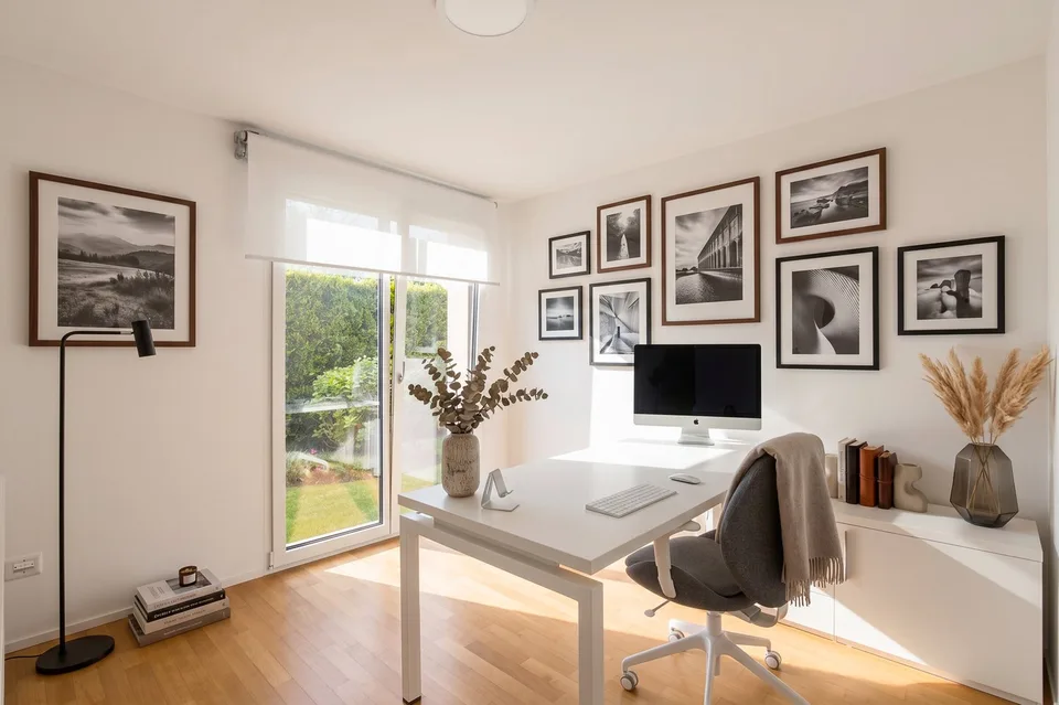 Moderne Villa mit 7,5 Zimmern, Pool und Grundstück in Magliaso