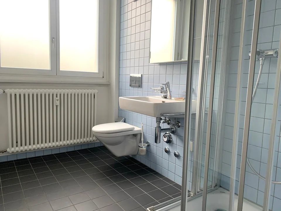 Stilvolle 3.0-Zimmer-Altbauwohnung (97m2) im Kirchenfeldquartier (BE) – Direkt an der Aare