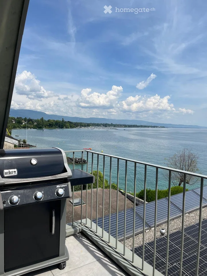 Mansarda con vista lago sul quai di Versoix – 6 locali, terrazza, box, panoramica e centrale