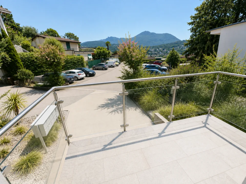 Attraktive 4,5-Zimmer-Gartenwohnung in Manno - grosszügiger Wohnkomfort mit privatem Garten