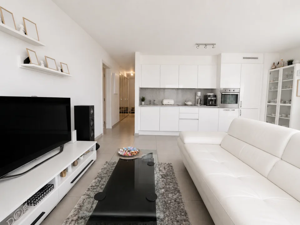 Attraktive 4,5-Zimmer-Gartenwohnung in Manno - grosszügiger Wohnkomfort mit privatem Garten