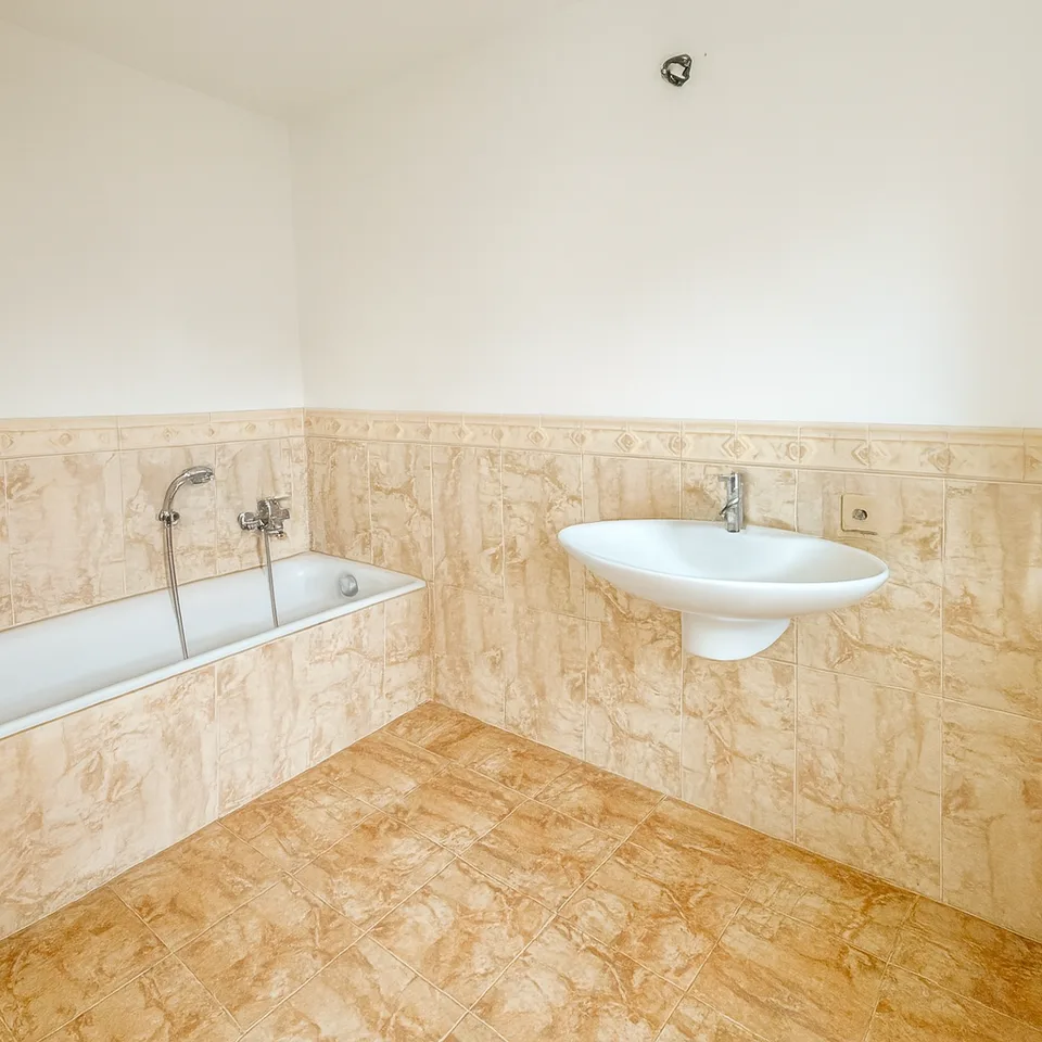 Maison indépendante à Brione sopra Minusio avec piscine