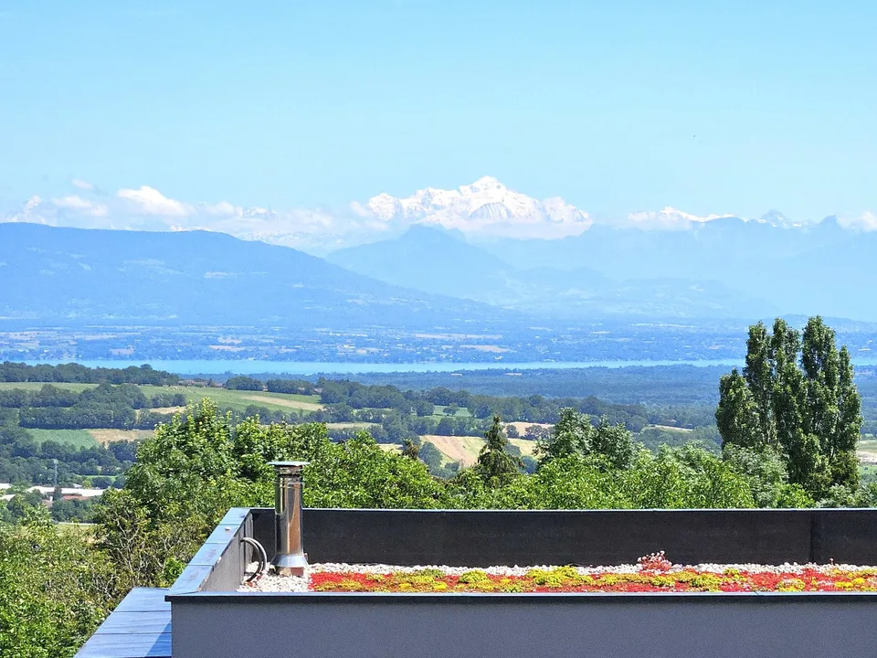 Gex, casa recente di 170m2 con tetto terrazza