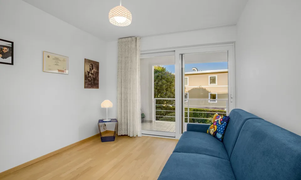 Geräumiges 5.5-Zimmer-Haus mit Garten und Pool in Montagnola