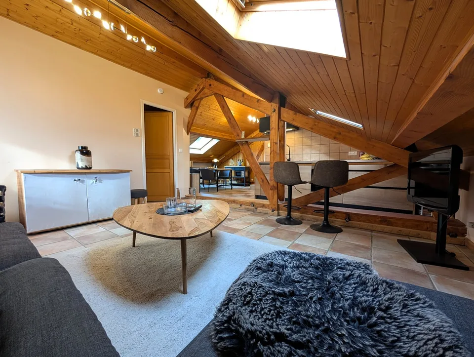 Appartement T1 bis mit Parkplatz in Péron