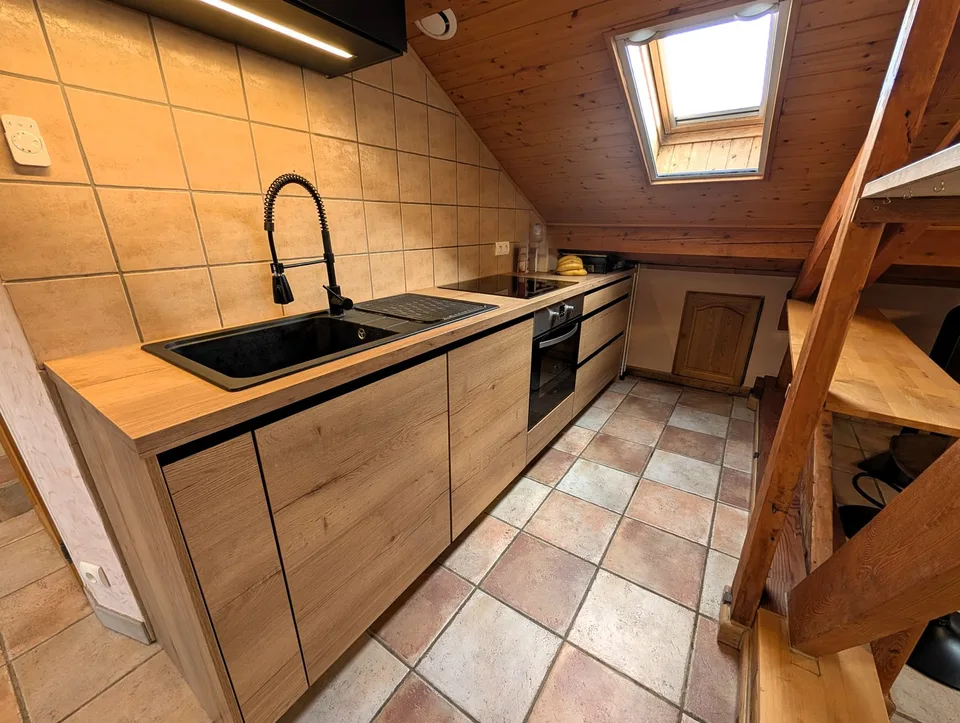 Appartement T1 bis mit Parkplatz in Péron