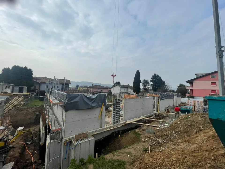 NUOVA VILLETTA DI 4.5 LOCALI CON GIARDINO A COLDRERIO