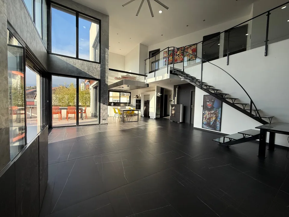 Loft der Superlative in Valserhône