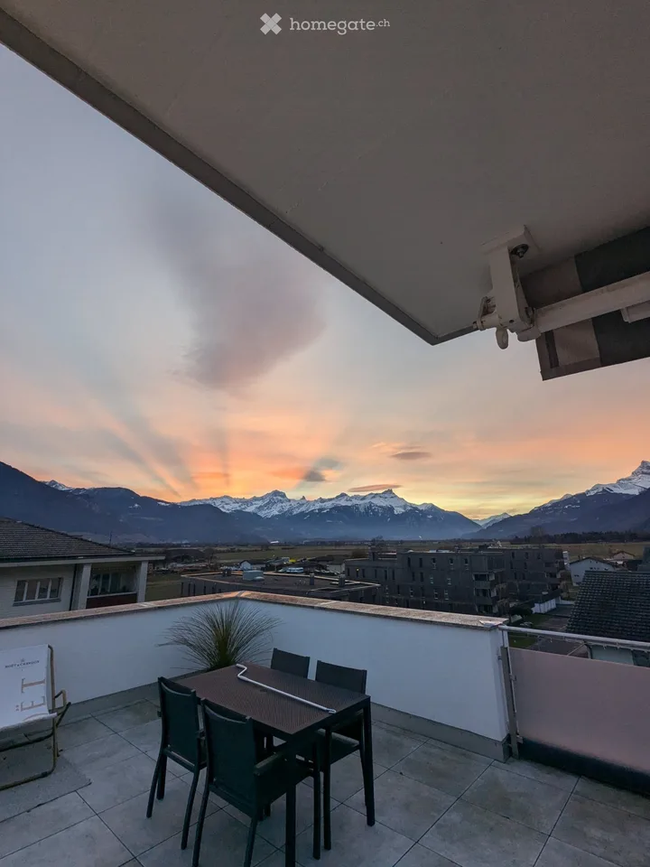 Apartment on the top floor with terrace and magnificent view