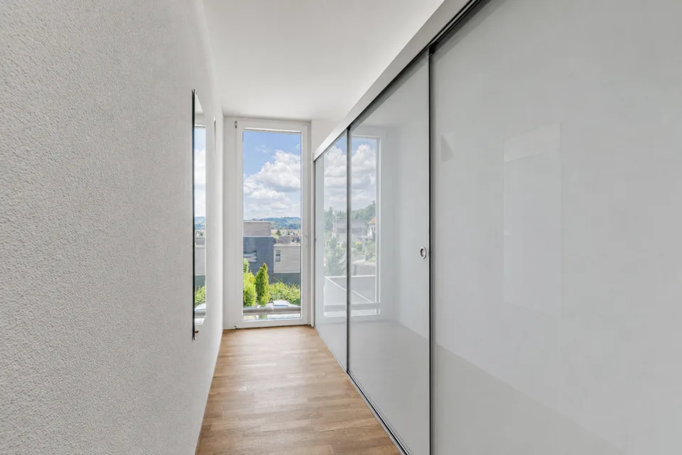Wohnen mit unverbaubarem Panorama - modernes 7½-Zimmer-Terrassenhaus in Möriken