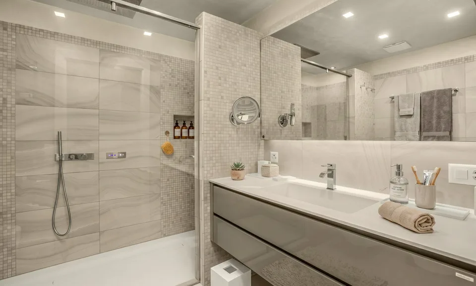 RENT TO BUY - MODERNO 3.5 LOCALI CON TERRAZZA A CARONA
