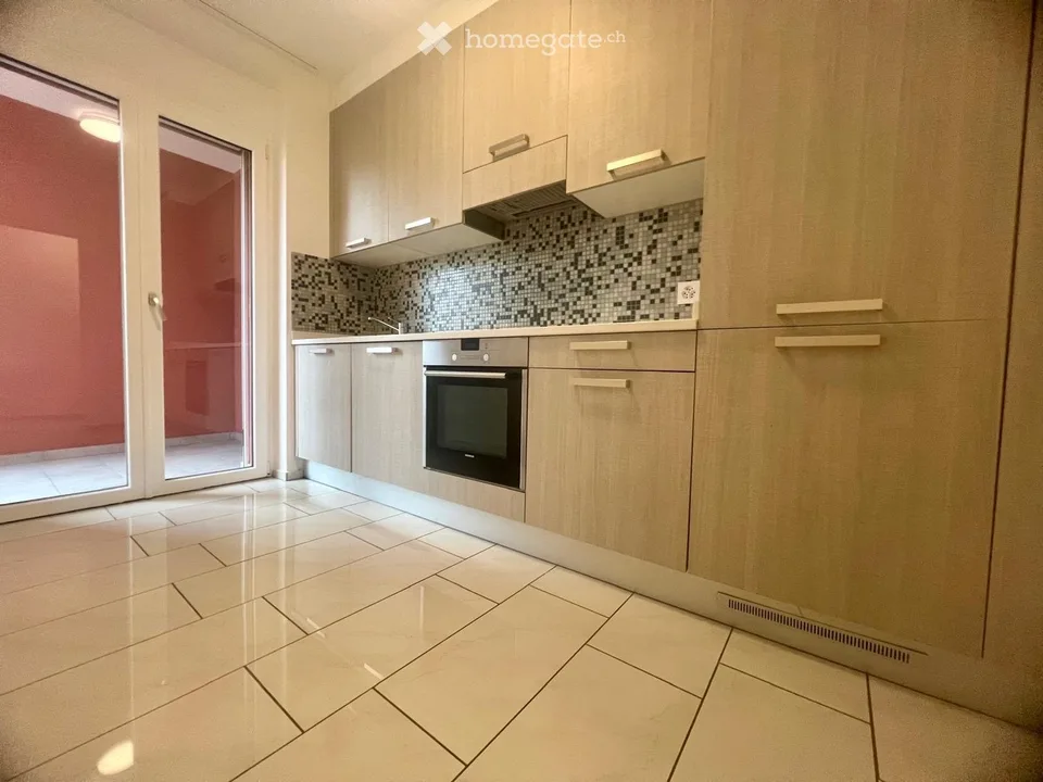 DISPONIBILE DA SETTEMBRE - 2.5 locali moderno ad Agno