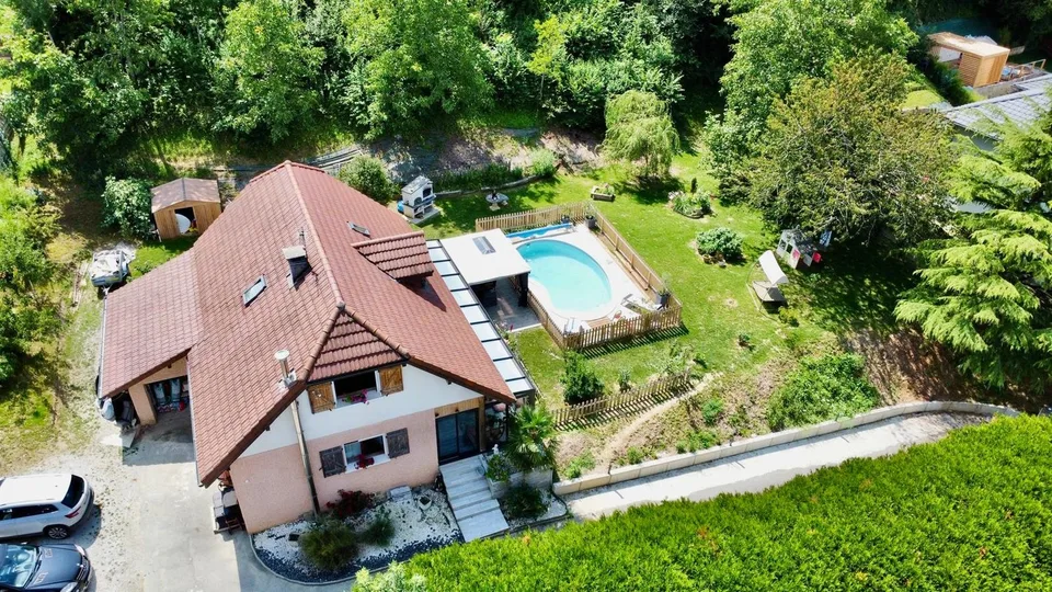 Haus mit 180 m2 und Swimmingpool